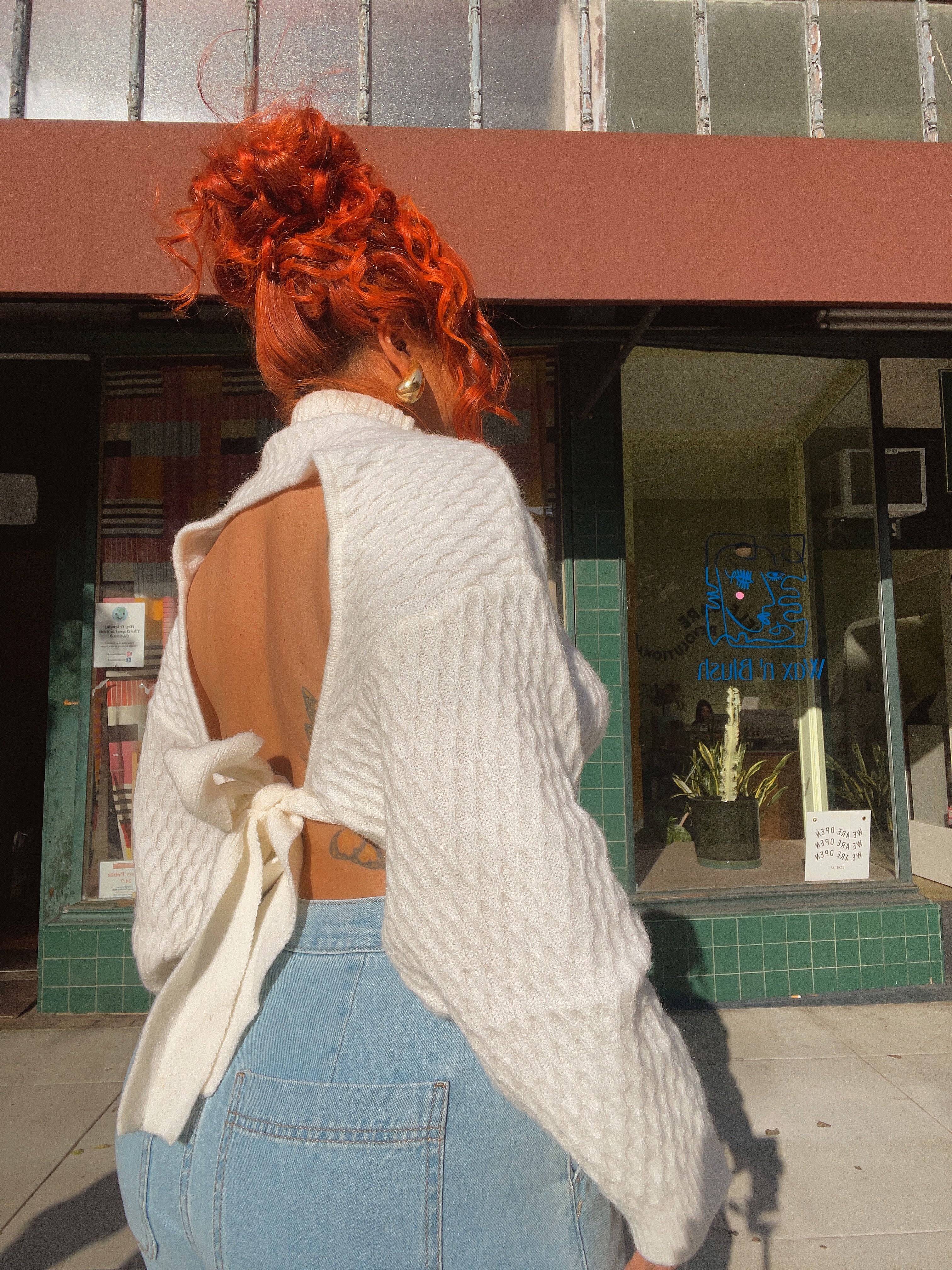 "CLAUDETTE BACKLESS SWEATER"